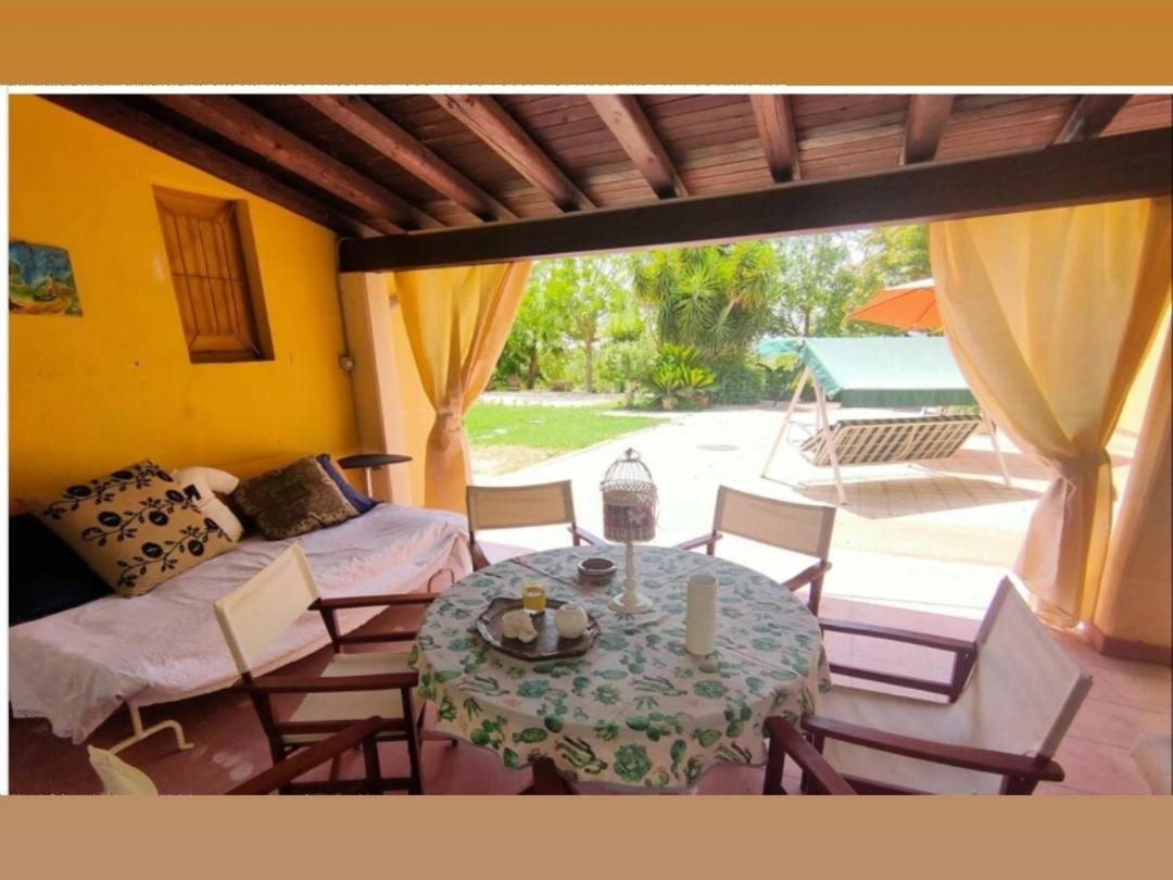 Donna Caterina House, Holiday Villa Pietraperzia Екстер'єр фото